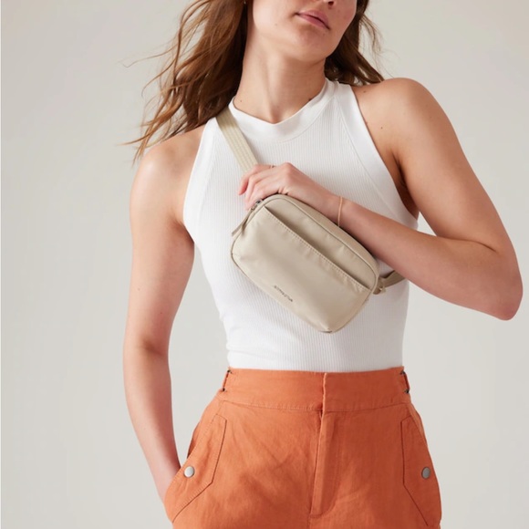 Athleta Bags Athleta All About Crossbody Belt Bag In Ecru Poshmark